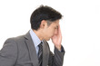 © Liza5450 - 体調不良の男性