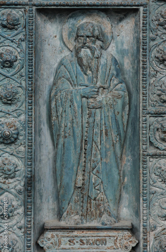 Fotomural Saint Simon, detail of door of Saint Vincent de Paul church, Paris