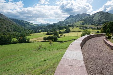 Wall Mural - Vue sur le Pic d'iparla