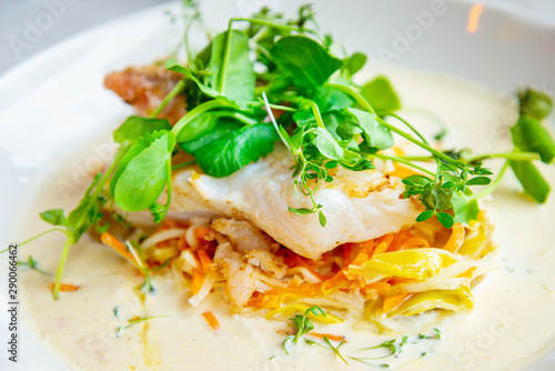 Fotomural Fine dining cuisine - french dish on the table
