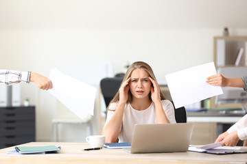 Wall Mural - Woman having panic attack at workplace