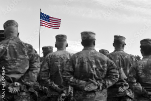 Fotomural American Soldiers and Flag of USA. US Army. Veteran Day