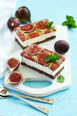 Wall Mural - low calorie cheesecake with figs. selective focus.