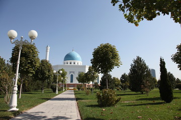Wall Mural - Uzbekistan, Tashkent: Minor mosque
