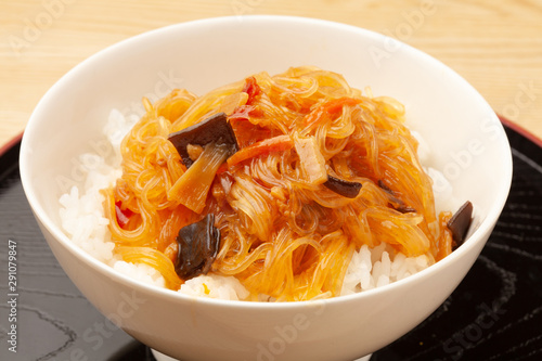 マーボー春雨丼 Stock 写真 Adobe Stock