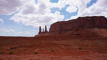 Three Sisters - Monument Valley