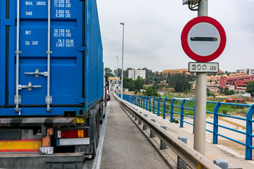 Canvas Print - Señal de trafico de frontera o aduana