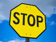 STOPの道路標識