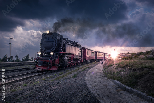  Fototapety pociągi   lokomotywa-parowa