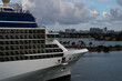 Abfahrt Celebrity Cruises Luxus Kreuzfahrtschiff Celebrity Silhouette aus Hafen von Miami auf Karibikkreuzfahrt