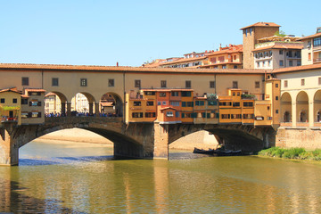 Wall Mural - The Ponte Vecchio which spans the Arno river in Florence, city in central Italy and birthplace of the Renaissance, it is the capital city of the Tuscany region, Italy