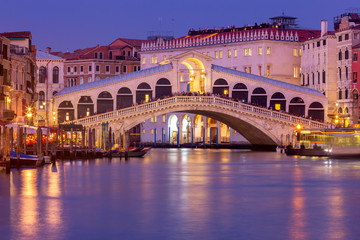 Wall Mural - Venice. Rialto Bridge at sunset.