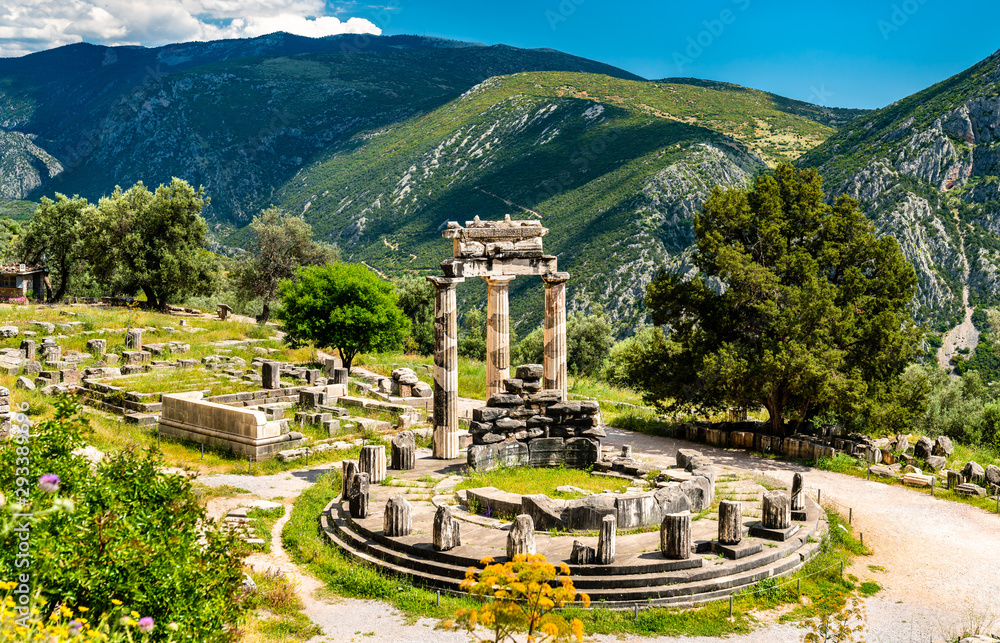 Temple of Athena Pronaia at Delphi in Greece - obrazy, fototapety, plakaty 