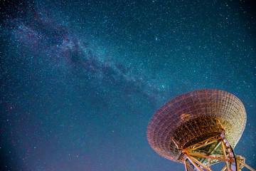 Sticker - Radio telescopes and the Milky Way at night