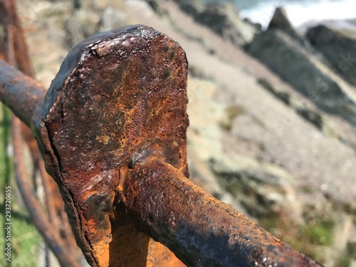Fotomural Rusty railing on the coast in Greystones near Dublin Ireland