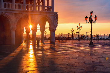 Fototapete - San Marco square at sunrise, Venice, Italy