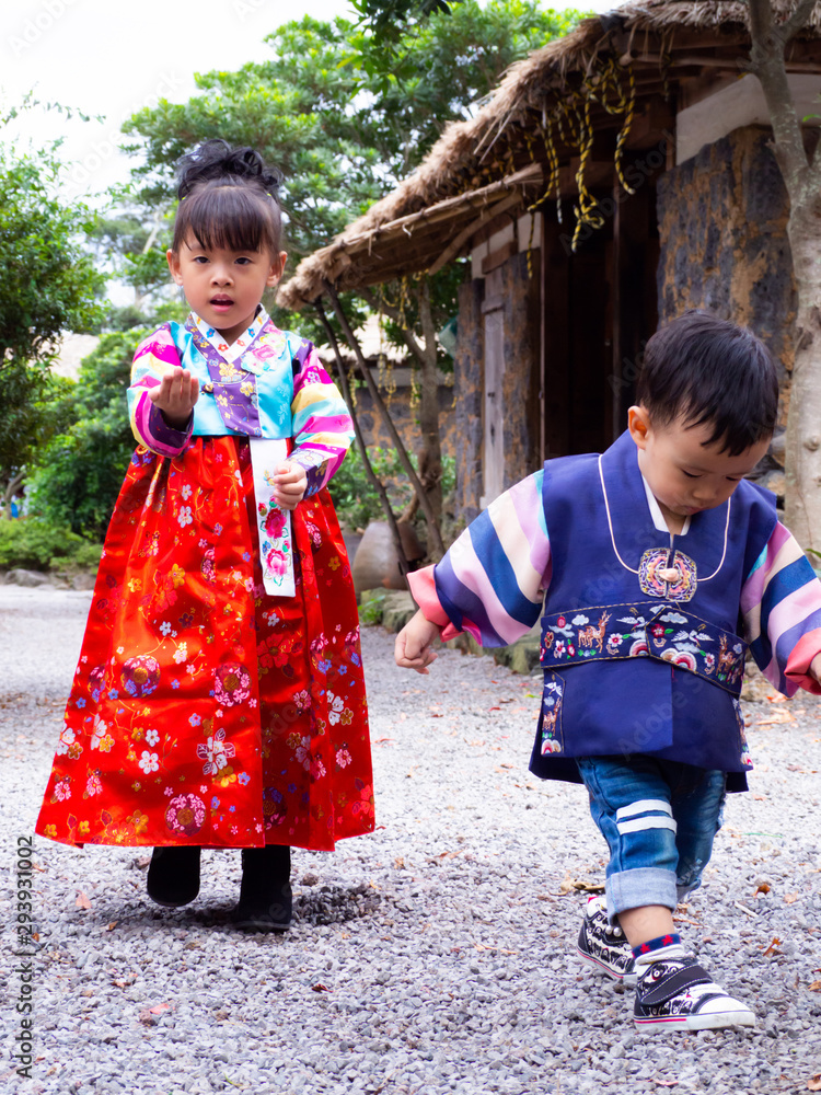 Korean traditional dress for baby girl shop