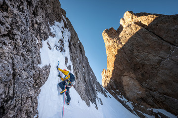 Canvas Print - Mixed mountain climbing