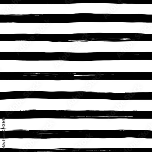 vector-seamles-striped-pattern-hand-drawn-grunge-black-and-white-stripes