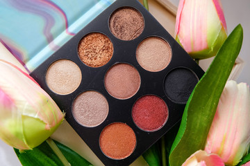 Eye shadows palette with nine colors 