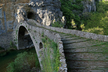 Noutsou Or Kokkori Bridge, Zagori, Epirus, Greece