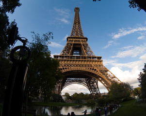 Sticker - Eilffel tower in sunny day