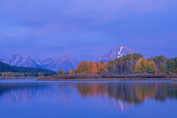 Wall Mural - Scenic Autumn Teton Landscape Before Sunrise