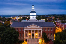 Maryland State House, In Annapolis, At Dusk. The Maryland State House Is The Oldest U.S. State Capitol In Continuous Legislative Use, Dating To 1772 And Housing The Maryland General Assembly.