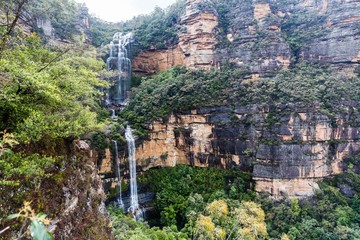 Hiking in the Blue Mountains