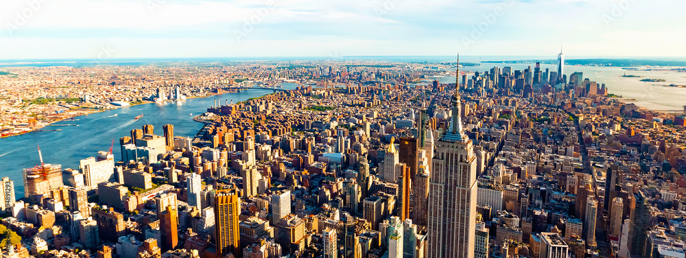 Aerial view of the skyscrapers of Midtown Manhattan New York City - obrazy, fototapety, plakaty 