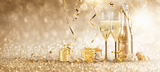 Wall Mural - New Years Eve Celebration with Champagne and Confetti