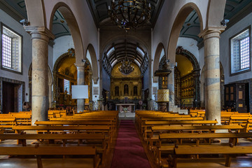 Wall Mural - Interior of the Church of Santa Maria, the Cathedral of Faro, Algarve, Portugal.