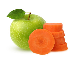 Wall Mural - Green Apple with leaf and pieces of carrots, isolated on white