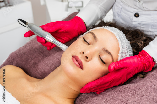 beautiful-woman-receiving-microneedling-rejuvenation-treatment-mesotherapy