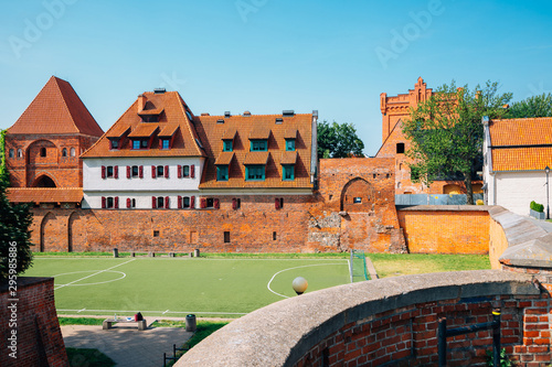 Fototapety Toruń  ruiny-twierdzy-zamku-starego-miasta-w-toruniu-polska