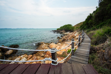 Canvas Print - Wood bridge in to the sea