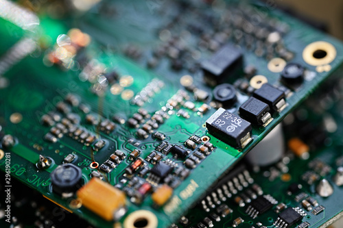 Cuadros en Lienzo Electronic components on printed circuit board.
