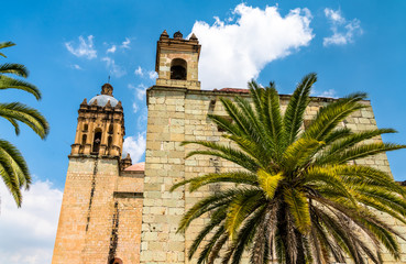 Canvas Print - Church of Santo Domingo de Guzman in Oaxaca, Mexico