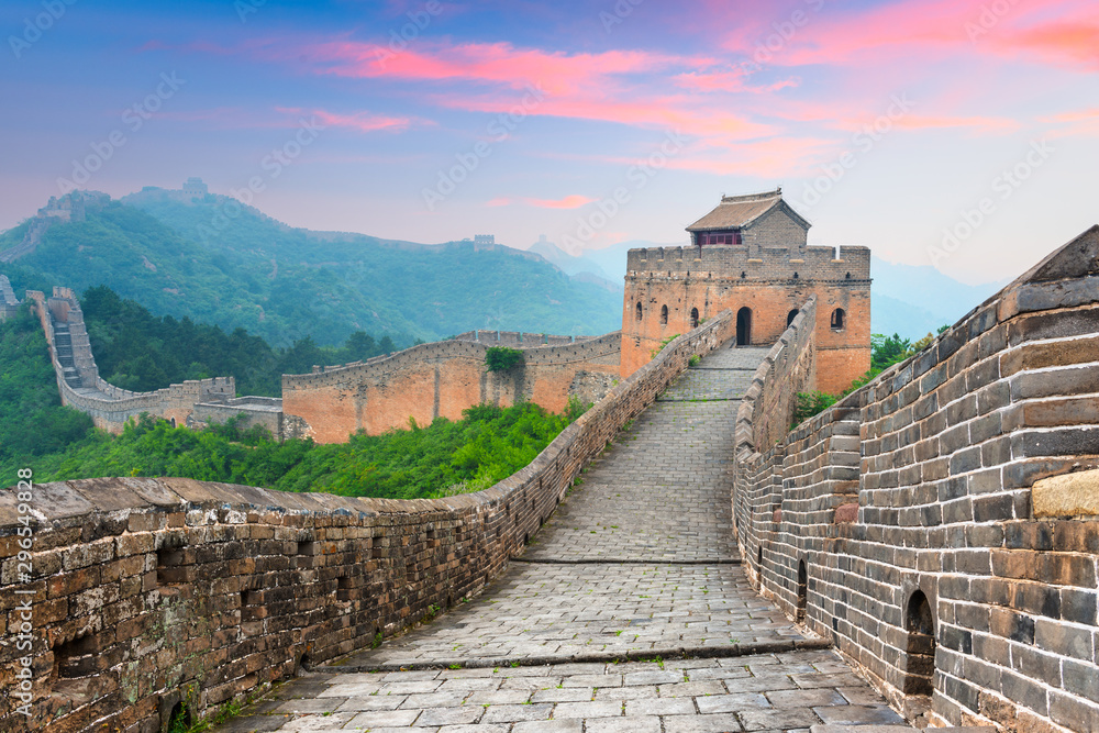Great Wall of China at the Jinshanling section. - obrazy, fototapety, plakaty 