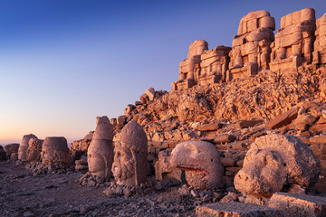 Wall Mural - Statues on top of the Nemrut Mountain, in Adiyaman, Turkey