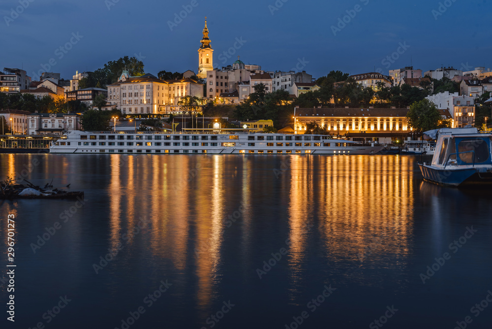 Obraz na płótnie Belgrade Lights Night View from Riverbank w salonie