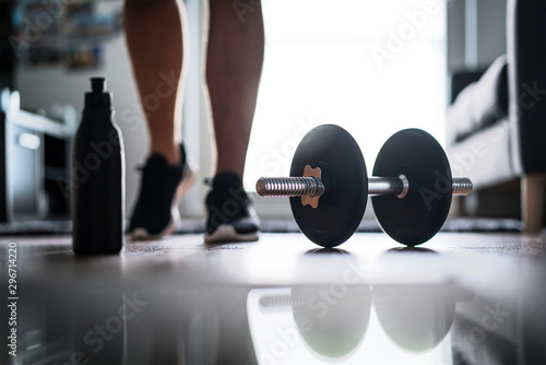 Cuadros en Lienzo Fitness, home workout and weight training concept