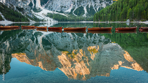 Famous Lago di Braies and w...