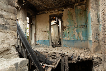 Wall Mural - ruins of an abandoned house, Tbilisi, Georgia