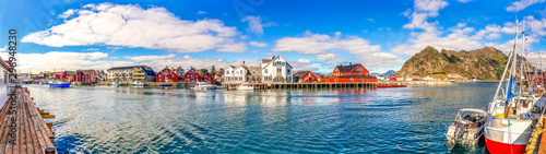 Panorama von Henningsvaer a...