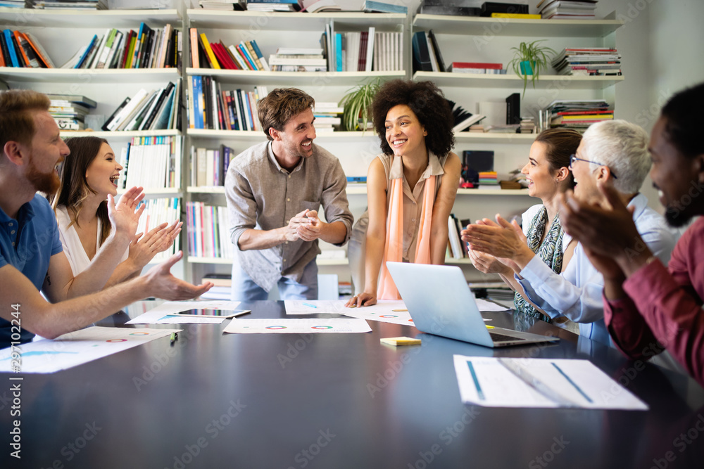 Successful group of business people at work in office - obrazy, fototapety, plakaty 