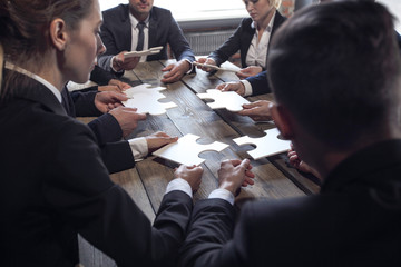 Wall Mural - Business people and puzzle