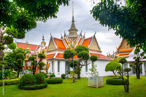 Photo Wat Arun is a Buddhist temple in Bangkok Yai district of Bangkok, Thailand