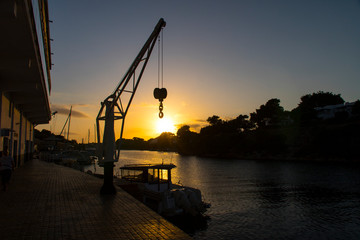 Atardecer en el puerto de Cuitadella (Menorca)