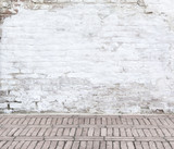 Fototapeta Młodzieżowe - Old white brick wall